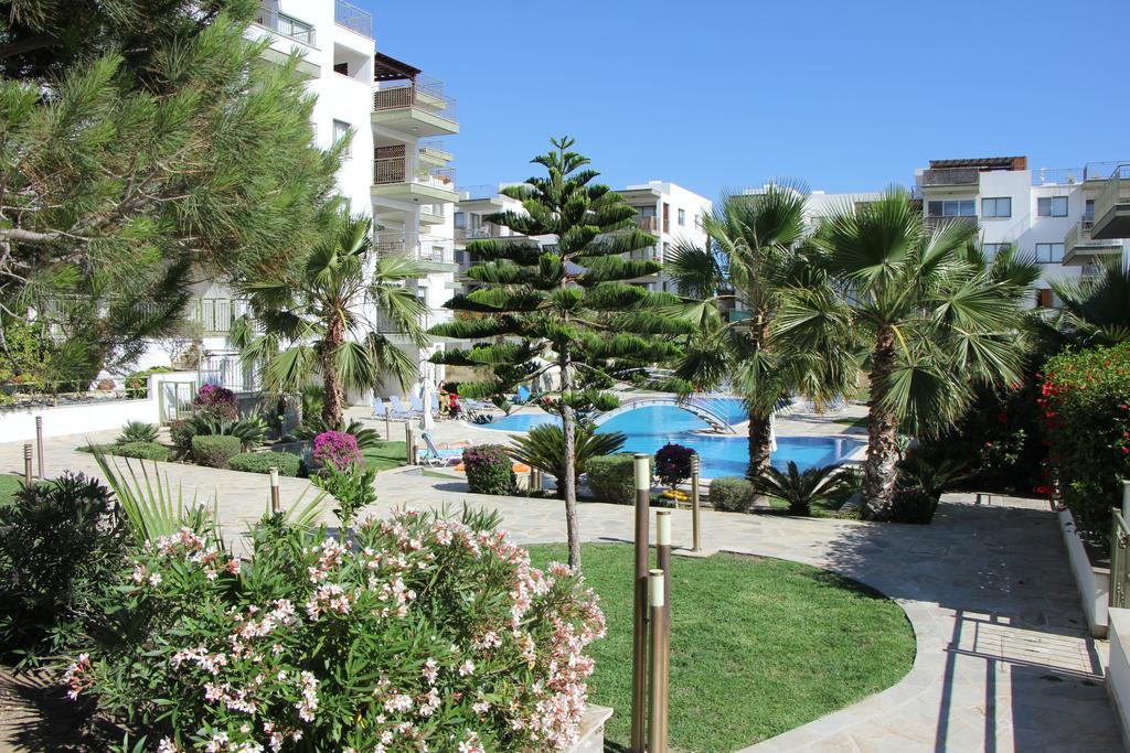 파포스 Danaos Pool View 아파트 외부 사진