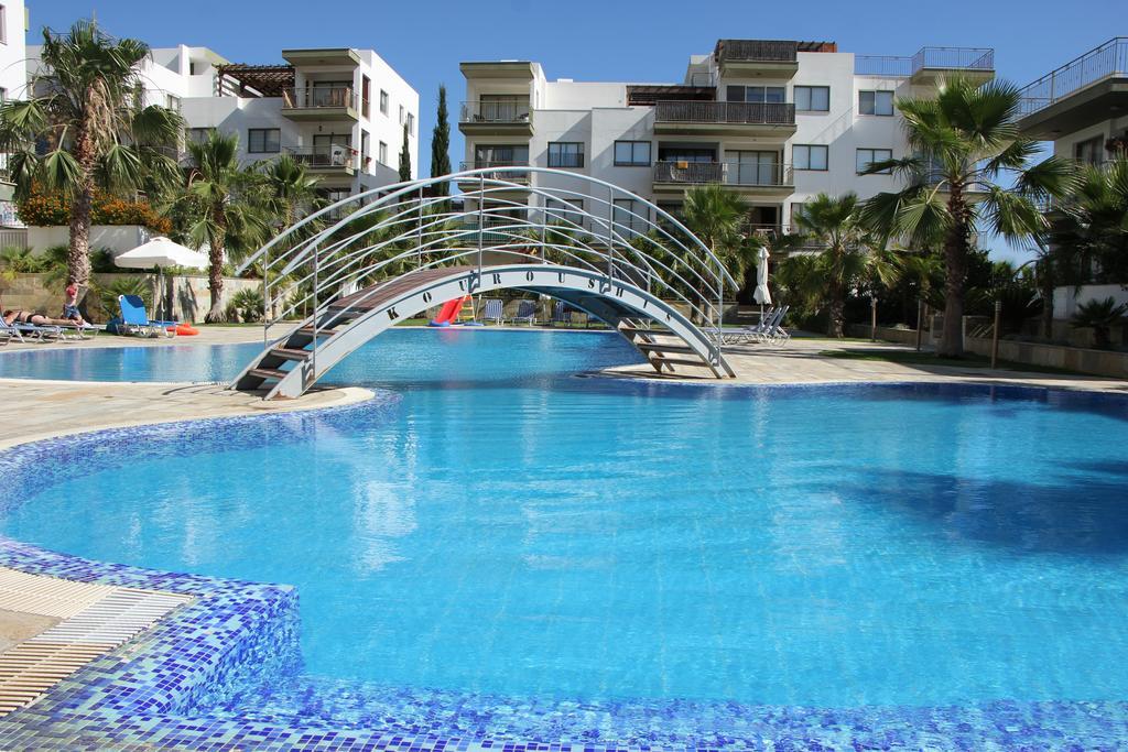 파포스 Danaos Pool View 아파트 외부 사진