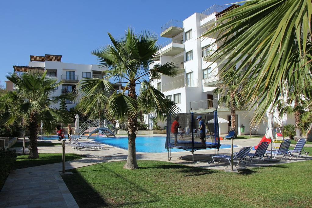 파포스 Danaos Pool View 아파트 외부 사진